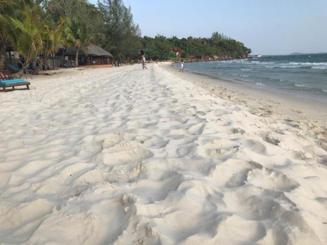 Blue Bay International Resort Hotel Sihanoukville Exterior photo